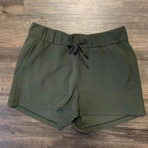 Lululemon athletica on the fly shorts